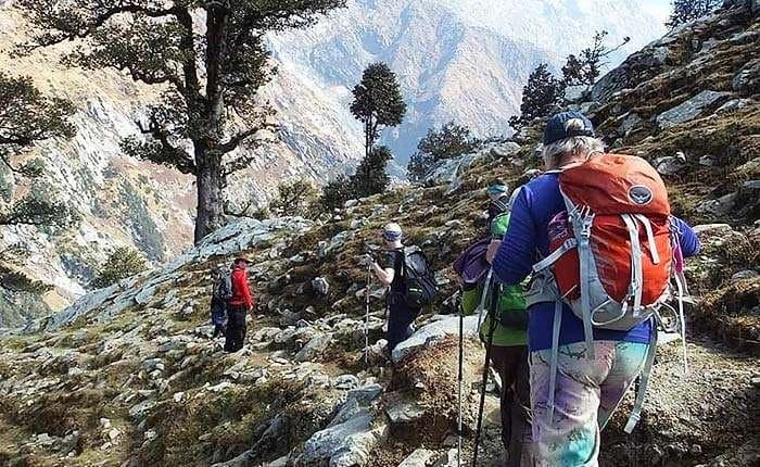 Chamba Valley Trek via Indrahar Pass