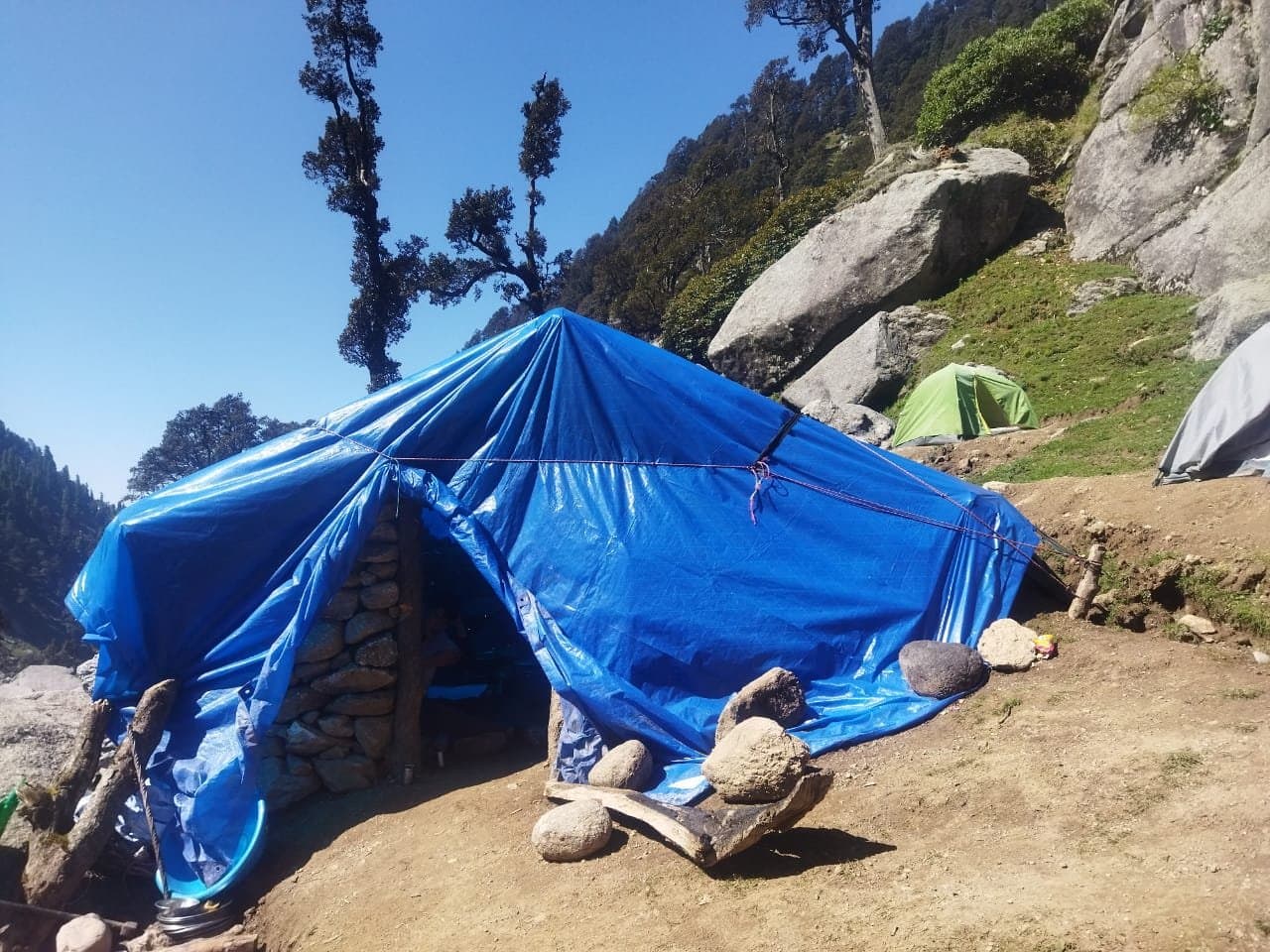 Himachal Pradesh Trekking Guide 2026 – Best Time to Visit, Top Treks, Camping & Complete Travel Information